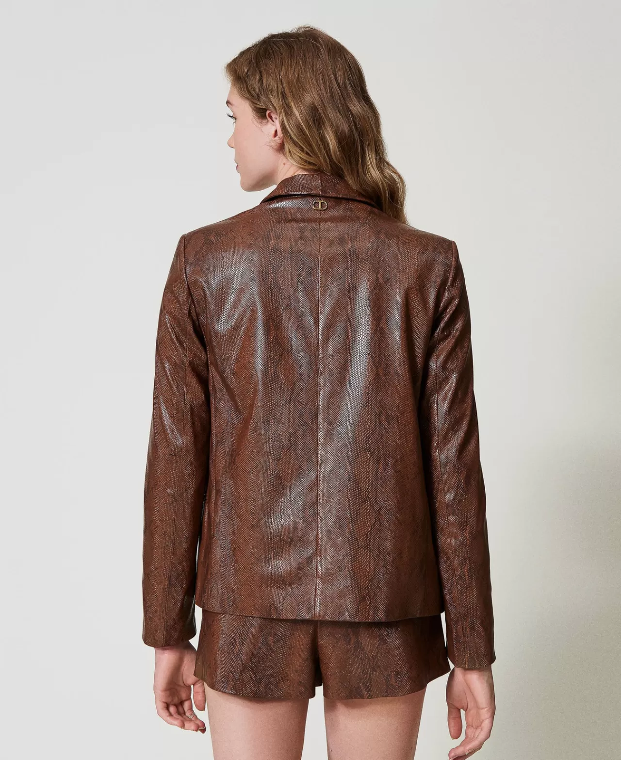 Veste structurée TWINSET Milano en similicuir reptile - Style urbain avec finitions métallisées