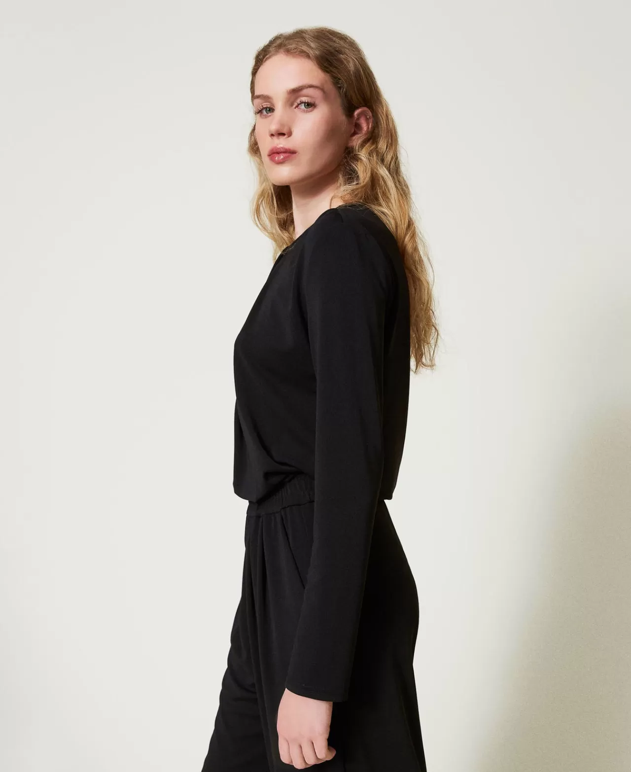 Chemisier Milano TWINSET en crêpe jersey souple avec drapé élégant – Silhouette fluide et intemporelle