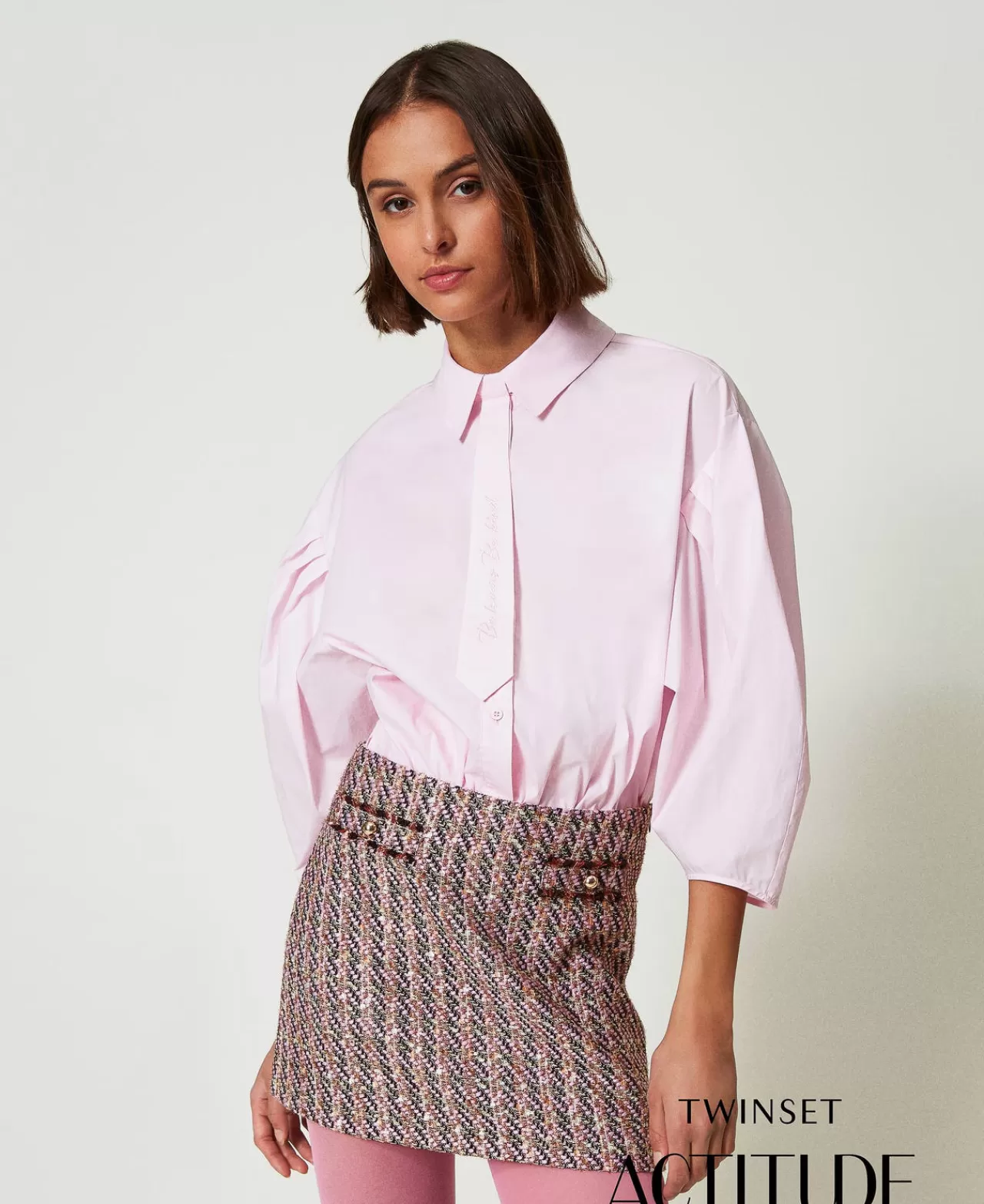 Chemise à carreaux TWINSET Milano avec cravate coordinée - Style intemporel automne-hiver - Modèle grande taille - Élégance italienne - Collection exclusive