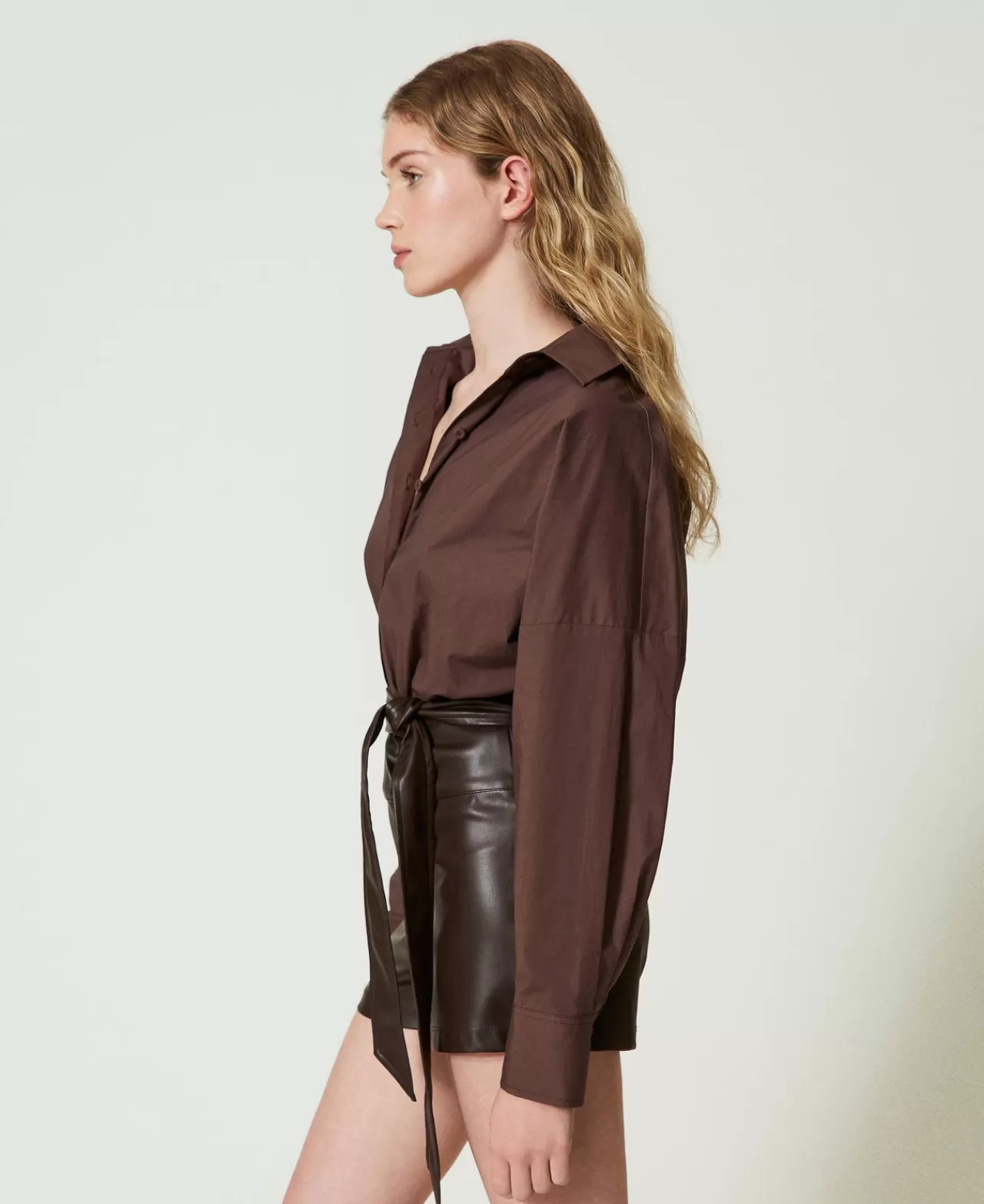 Combishort élégant de TWINSET Milano en popeline légère et tissu enduit - Coupe tendance pour l'été