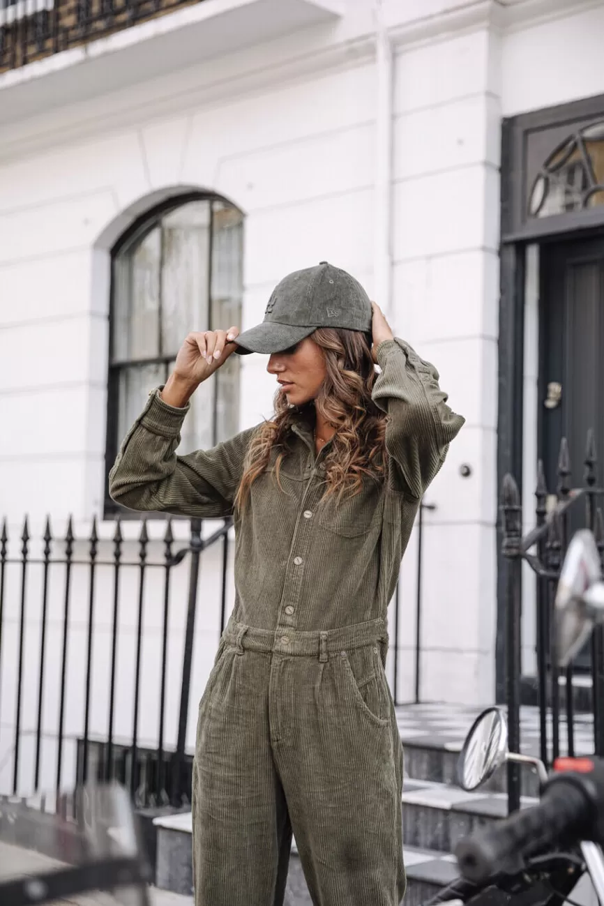 Escarpins Élégants Freeman T. Porter - Lesly Veluto à Talon Compensé pour un Look Raffiné | Style Urbain Intemporel
