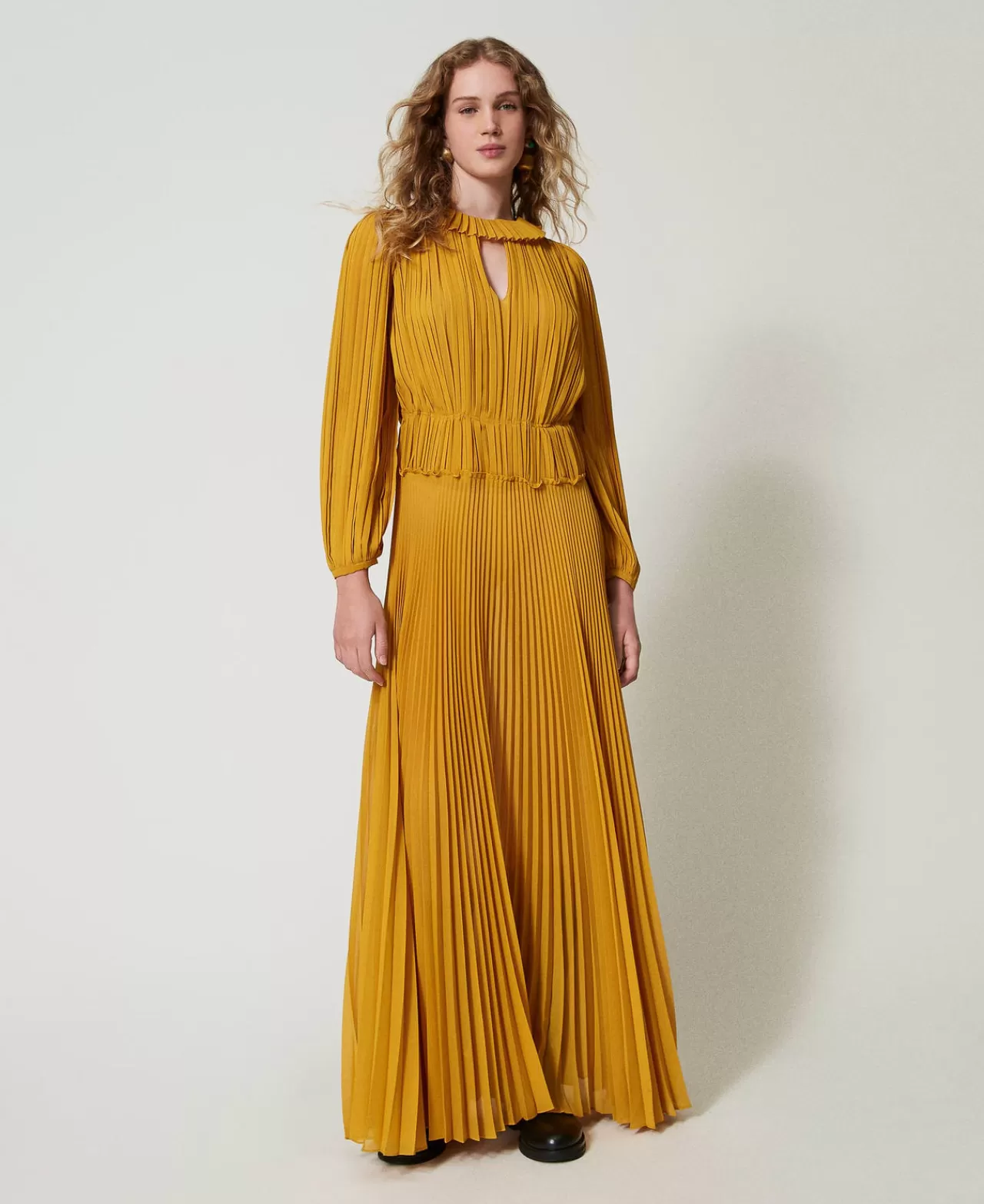 Robe longue TWINSET Milano en Georgette plissé - Élégance fluide pour votre silhouette