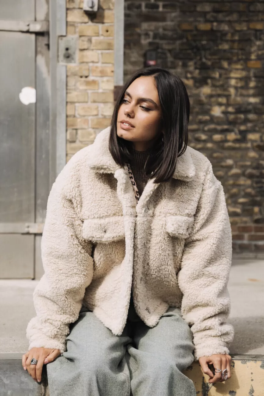 Élégante Veste Freeman T. Porter en Fourrure Merine - Style Hiver pour Femme