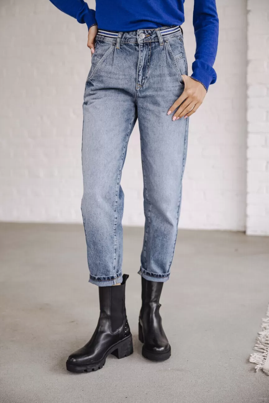 Jean Slim T. Porter Édition Freeman pour Femme - Collection Denim par Natasha