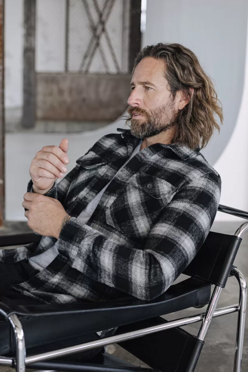 Veste Corbeau en Tweed Donegal – Manteau Freeman Porter pour Homme – Style Décontracté-Élégant avec Tissu en Laine Irlandaise Authentique – Tenue Hiver 2024