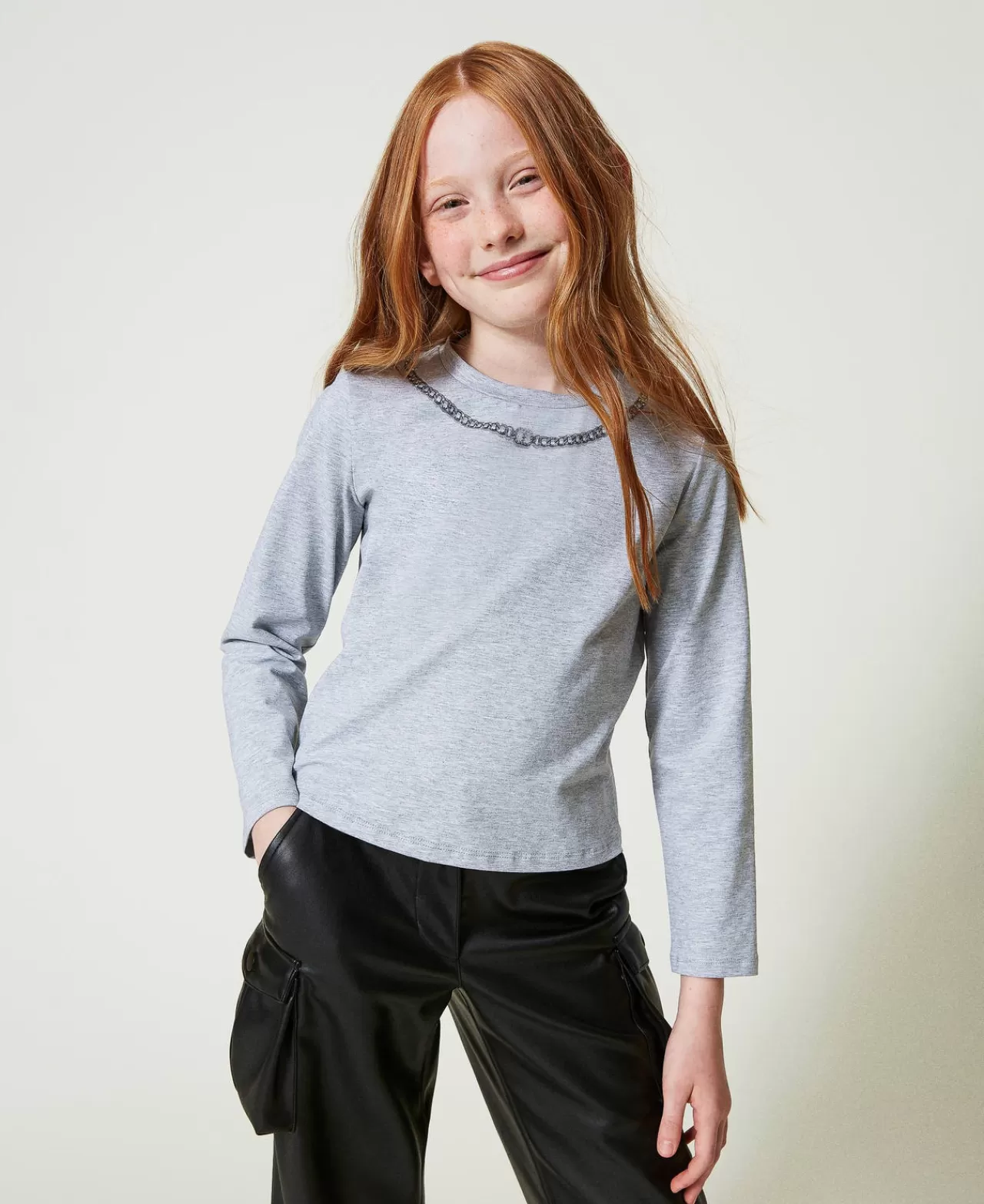 TWINSET Milan - T-Shirt Femme Décolleté avec Collier en Strass Brillant pour un Look Sophistiqué