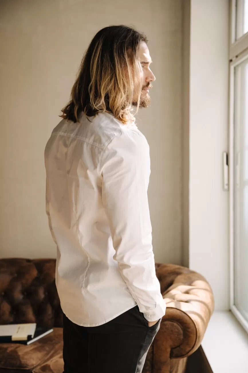 Chemise en Poplin Yoris - Coupe Moderne pour Homme Freeman T. Porter | Élégance Urbaine & Confort Optimal 

(Collection Printemps-Été 2024 - Style Intemporel)